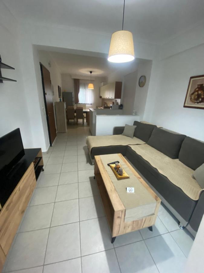 Lovely 2-Bedroom Appartement With Free Parking 아기아 트리아스 외부 사진